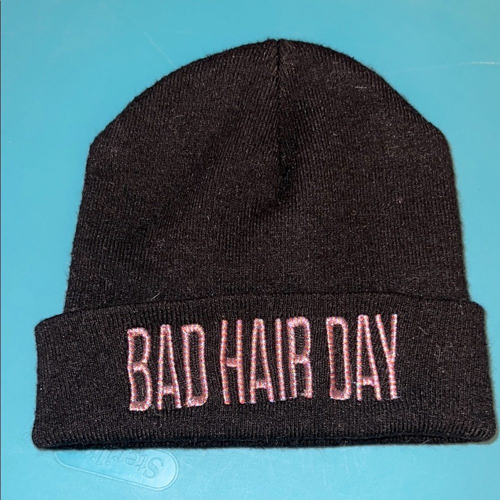 NWOT?⛄️🌈 WOMENS BLACK “BAD HAIR DAY” RAINBOW EMBROIDERY WINTER BEANIE WINTER HAT
